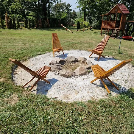 Kuca Za Odmor Asak- Holiday home *